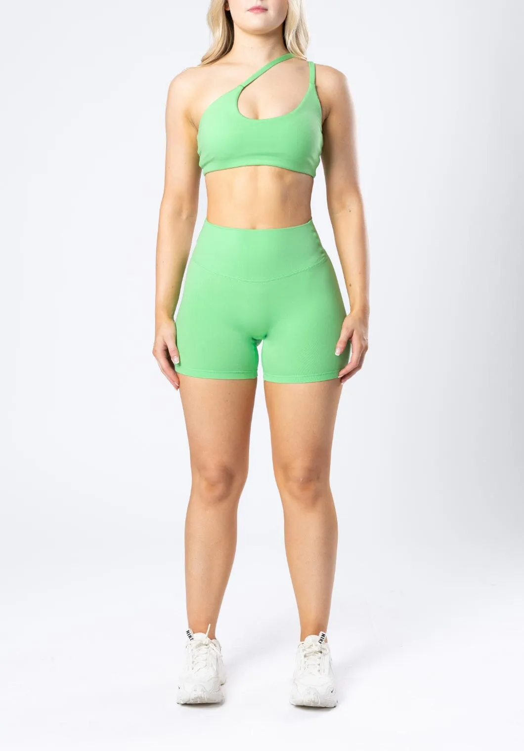 Reluna Original Sculptseam™ Short 6" Gravity