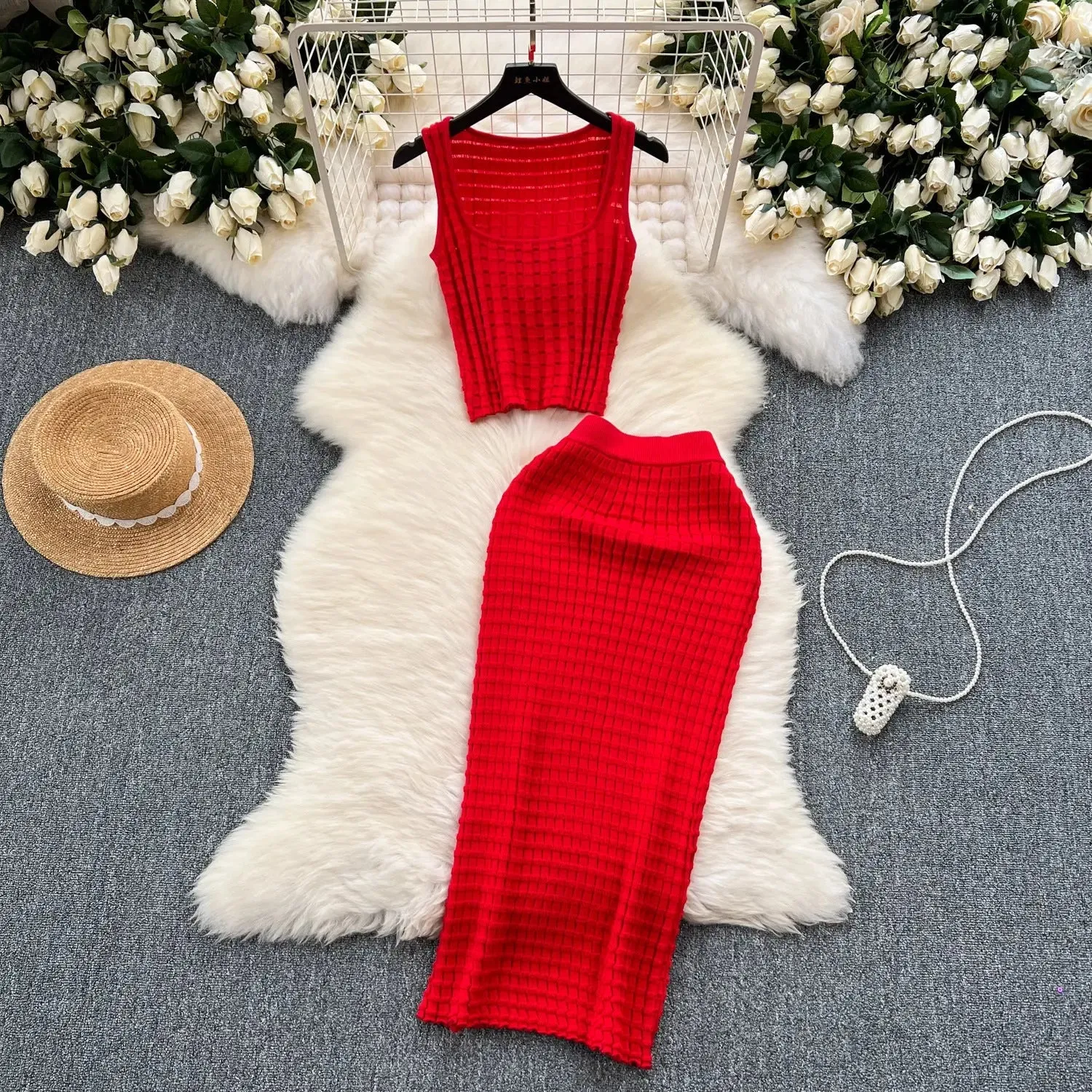 Stretch Short Vest Top & High Waist Skirt Two-piece