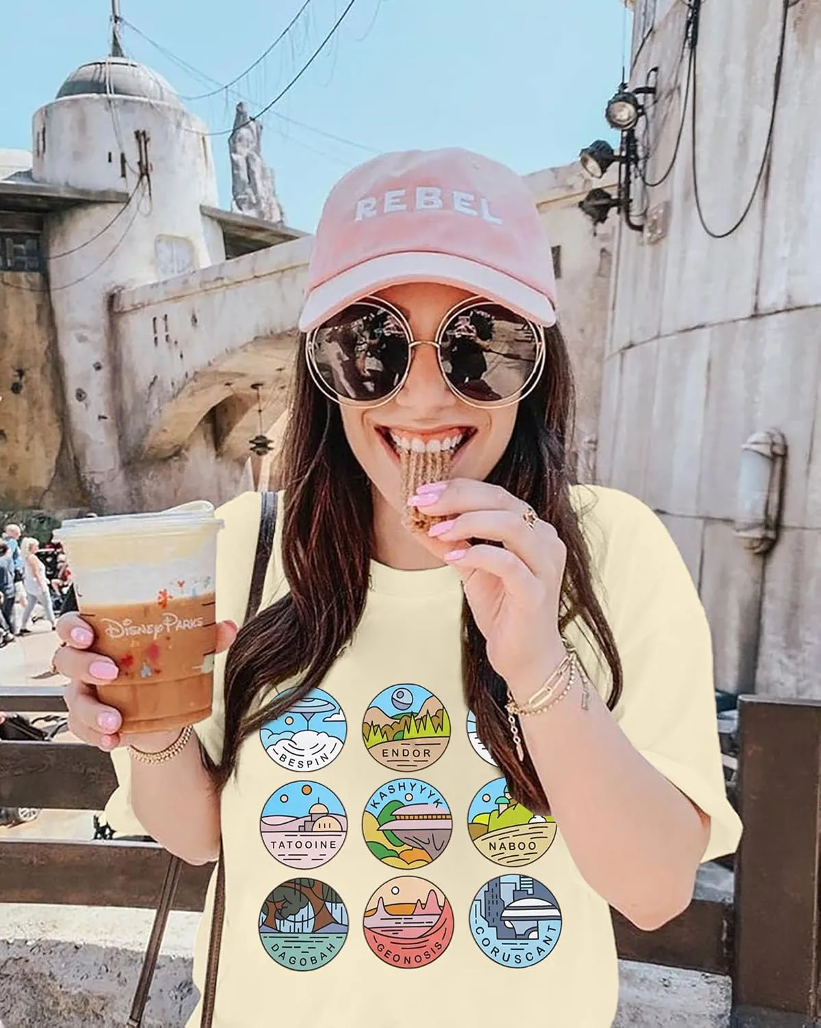 Womens World Traveler Shirt Magic Kingdom Graphic Tshirt Matching Trip T-Shirt Girl Vacation Hodilay Short Sleeve Top